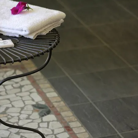 Dalegno Bed & Breakfast 3*